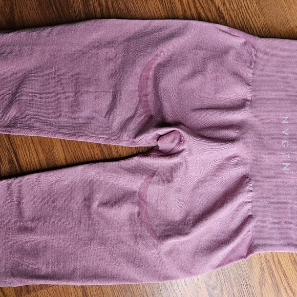 NVGTN Contour Seamless Legging - Picture 3 of 6